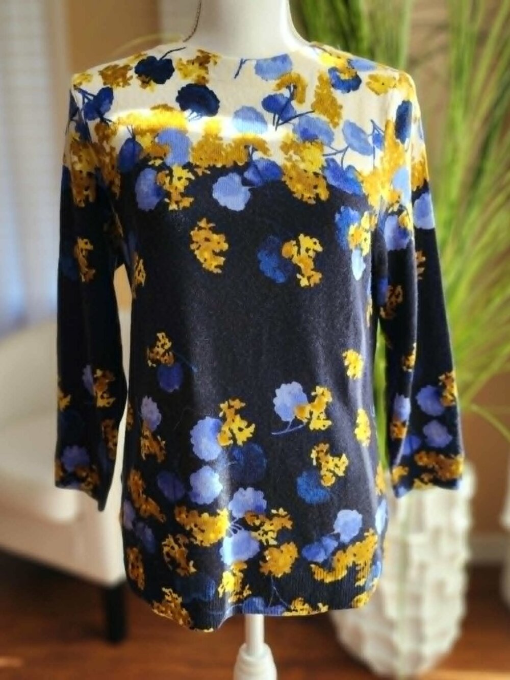 Talbots 100% Pure Cashmere Floral Sweater Size M